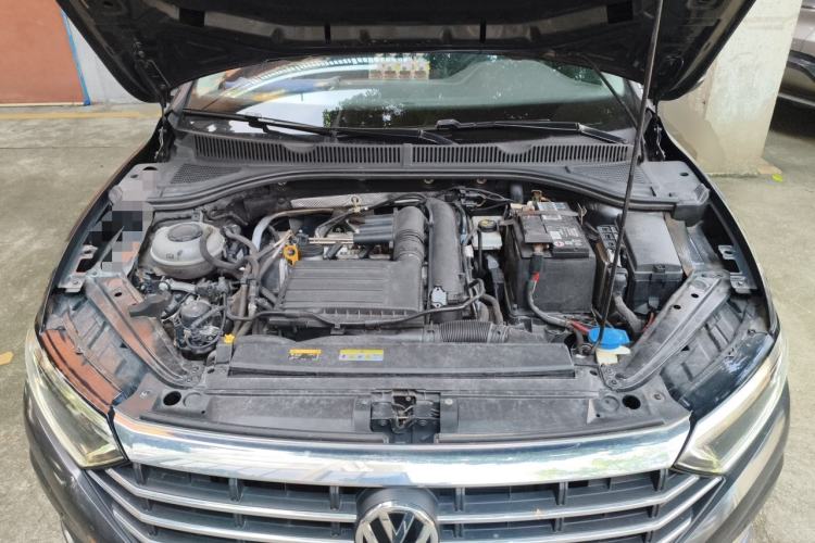Used Volkswagen Sagitar 2020 280TSI DSG Comfort Version China VI Standard Engine Bay