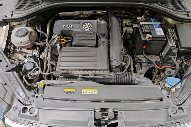 Used Volkswagen Sagitar 2020 280TSI DSG Comfort Version China VI Standard Engine Bay