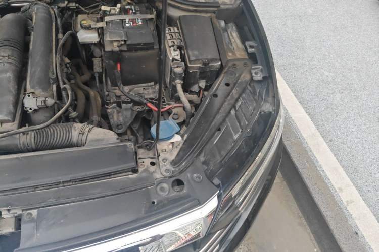 Used Volkswagen Sagitar 2020 200TSI DSG Comfort Version China VI Standard Engine Bay Left