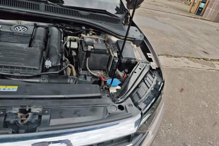 Used Volkswagen Sagitar 2020 280TSI DSG Comfort Version China VI Standard Engine Bay Left