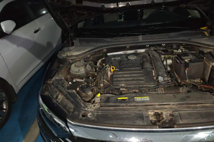 Used Volkswagen Sagitar 2020 280TSI DSG Comfort Version China VI Standard Engine Bay Right