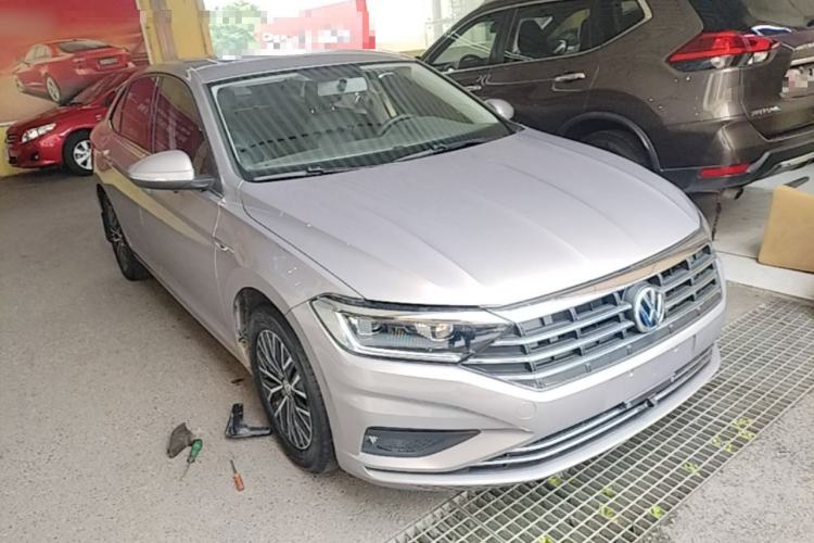Used Volkswagen Sagitar 2020 200TSI DSG Comfort Version China VI Standard Front Right 45 Deg