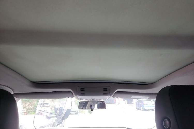 Used Volkswagen Sagitar 2020 280TSI DSG Comfort Version China VI Standard Headliner