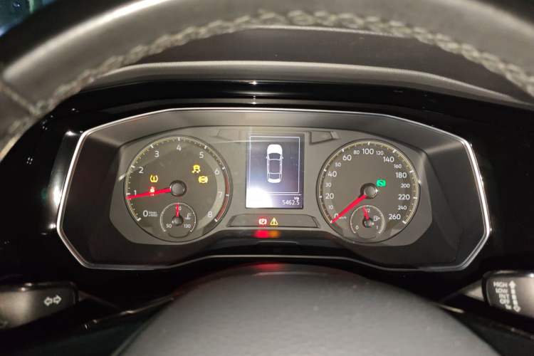 Used Volkswagen Sagitar 2020 280TSI DSG Comfort Version China VI Standard Instrument Cluster