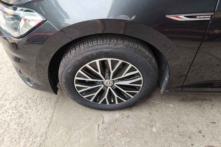Used Volkswagen Sagitar 2020 280TSI DSG Comfort Version China VI Standard Left Front Wheel Hub