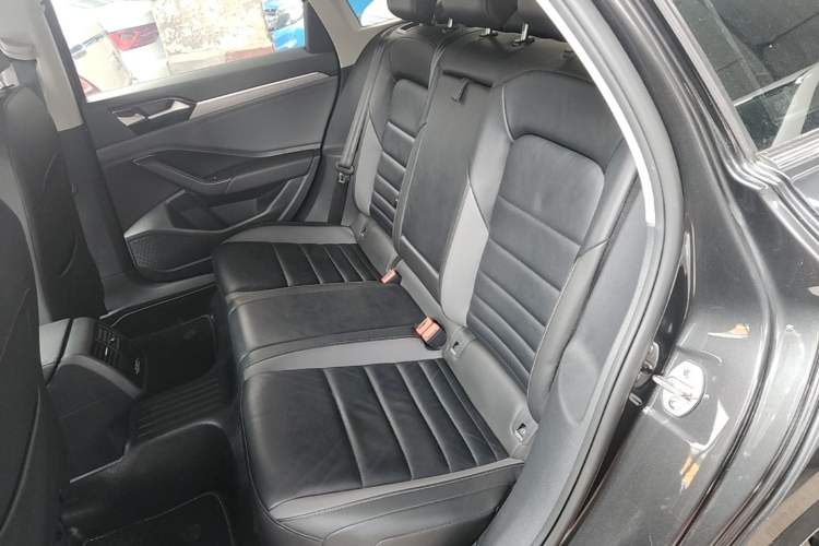 Used Volkswagen Sagitar 2020 280TSI DSG Comfort Version China VI Standard Left Rear Seat