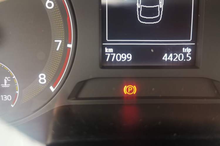 Used Volkswagen Sagitar 2020 280TSI DSG Comfort Version China VI Standard Odometer Close Up