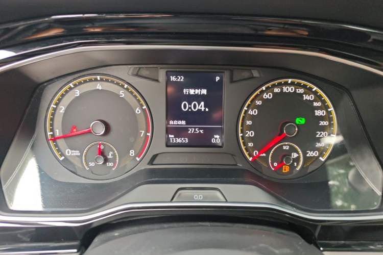 Used Volkswagen Sagitar 2020 280TSI DSG Comfort Version China VI Standard Odometer Close Up