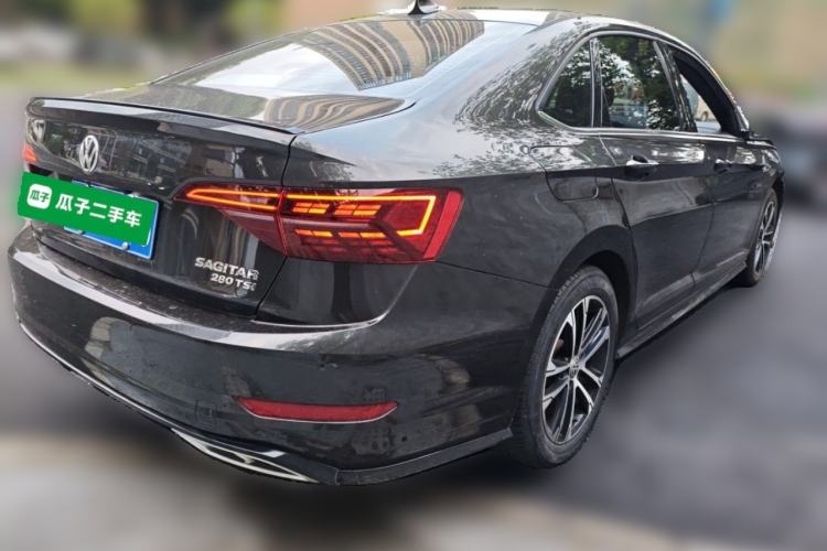 Used Volkswagen Sagitar 2020 280TSI DSG R-Line China VI Rear Right 45 Deg