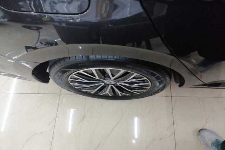 Used Volkswagen Sagitar 2020 280TSI DSG Comfort Version China VI Standard Right Rear Wheel Hub
