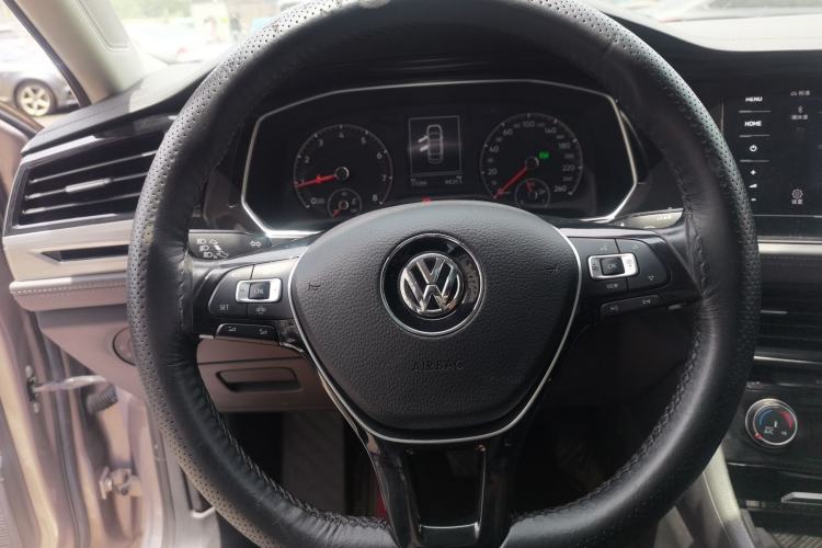 Used Volkswagen Sagitar 2020 280TSI DSG Comfort Version China VI Standard Steering Wheel