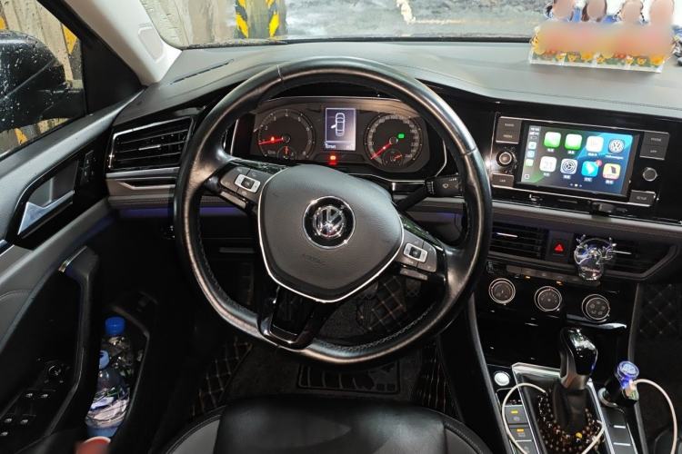 Used Volkswagen Sagitar 2020 280TSI DSG Comfort Version China VI Standard Steering Wheel