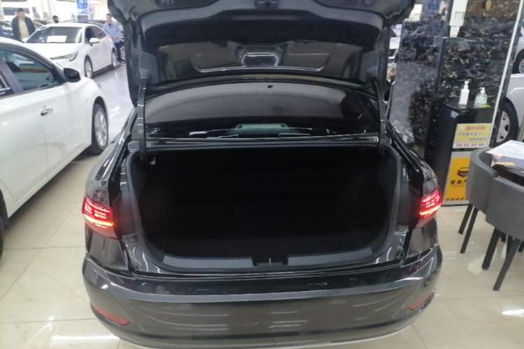 Used Volkswagen Sagitar 2020 280TSI DSG Comfort Version China VI Standard Trunk