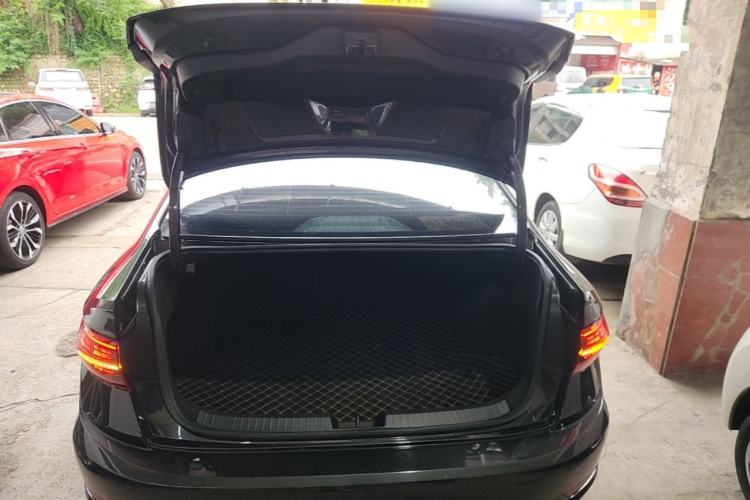 Used Volkswagen Sagitar 2020 280TSI DSG Comfort Version China VI Standard Trunk