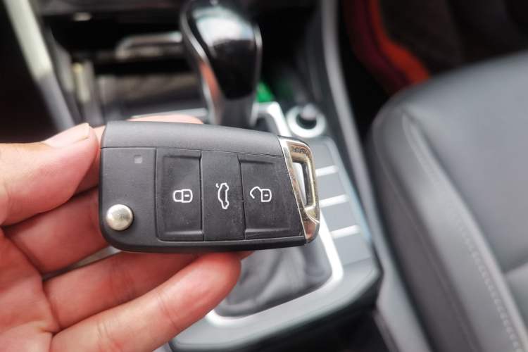 Used Volkswagen Sagitar 2020 280TSI DSG Comfort Version China VI Standard Vehicle Key