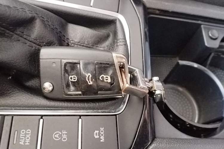 Used Volkswagen Sagitar 2020 200TSI DSG Comfort Version China VI Standard Vehicle Key