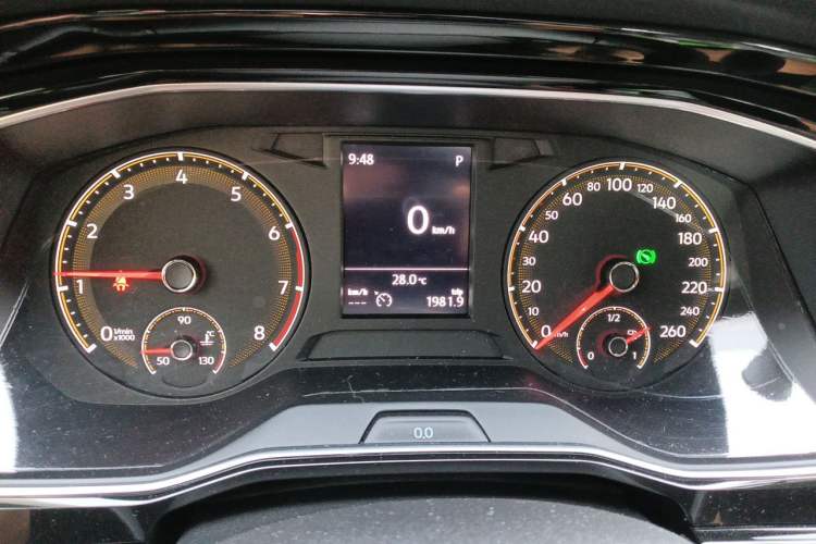 Used Volkswagen Sagitar 2020 280TSI DSG Comfort Version China VI Standard Instrument Cluster