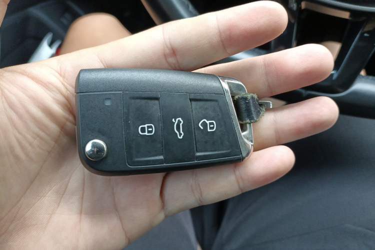 Used Volkswagen Sagitar 2020 280TSI DSG Comfort Version China VI Standard Vehicle Key