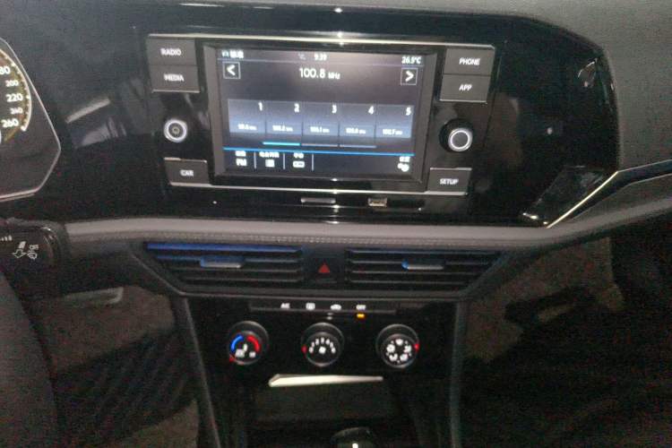 Used Volkswagen Sagitar 2020 280TSI DSG Comfort Version China VI Standard Audio And AC Panel