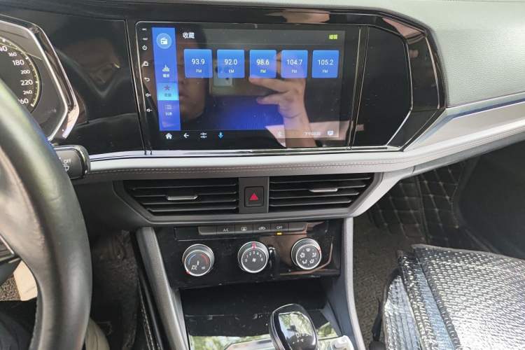 Used Volkswagen Sagitar 2020 280TSI DSG Comfort Version China VI Standard Audio And AC Panel
