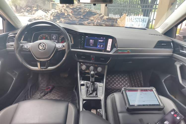 Used Volkswagen Sagitar 2020 280TSI DSG Comfort Version China VI Standard Center Console