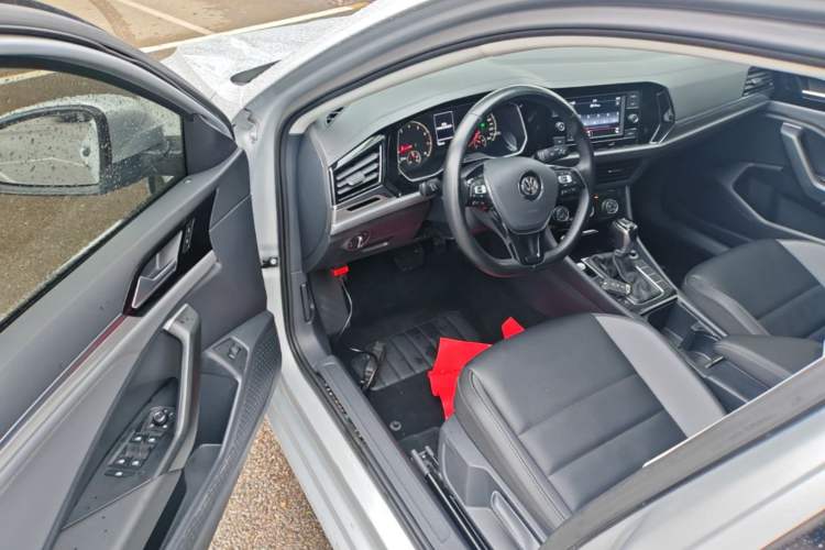 Used Volkswagen Sagitar 2020 280TSI DSG Comfort Version China VI Standard Driver Seat