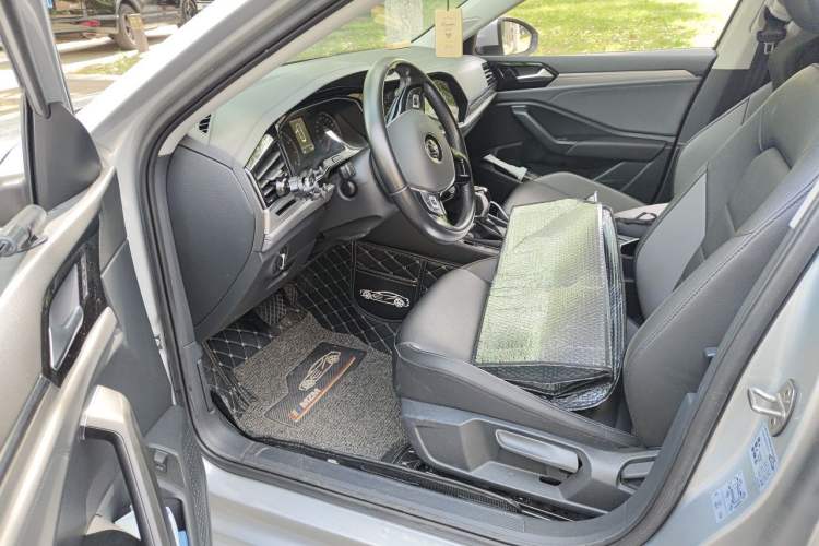 Used Volkswagen Sagitar 2020 280TSI DSG Comfort Version China VI Standard Driver Seat