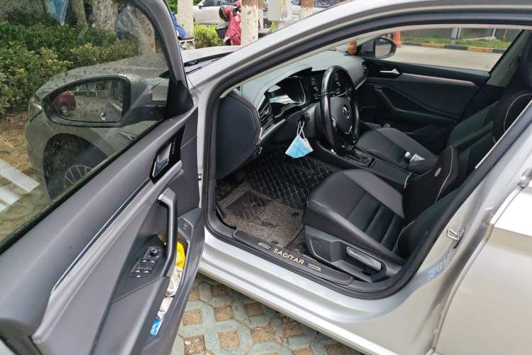 Used Volkswagen Sagitar 2020 280TSI DSG Comfort Version China VI Standard Driver Seat