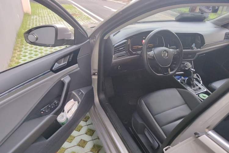 Used Volkswagen Sagitar 2020 280TSI DSG Comfort Version China VI Standard Driver Seat