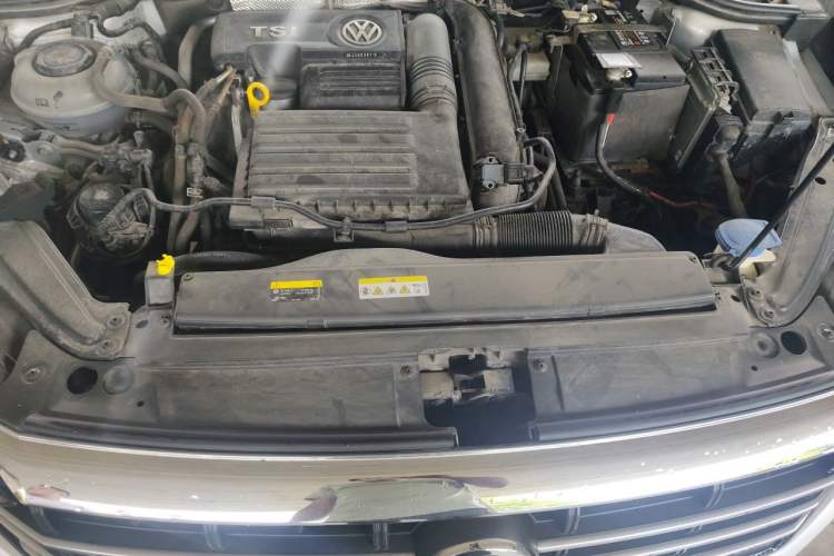Used Volkswagen Sagitar 2020 280TSI DSG Comfort Version China VI Standard Engine Bay