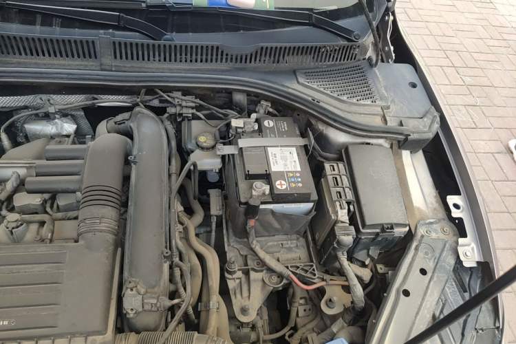 Used Volkswagen Sagitar 2020 280TSI DSG Comfort Version China VI Standard Engine Bay Left