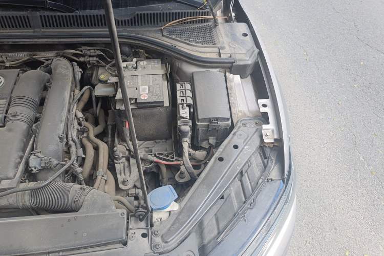 Used Volkswagen Sagitar 2020 280TSI DSG Comfort Version China VI Standard Engine Bay Left
