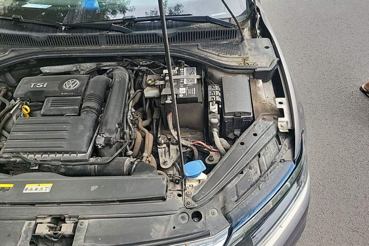 Used Volkswagen Sagitar 2020 280TSI DSG Comfort Version China VI Standard Engine Bay Left