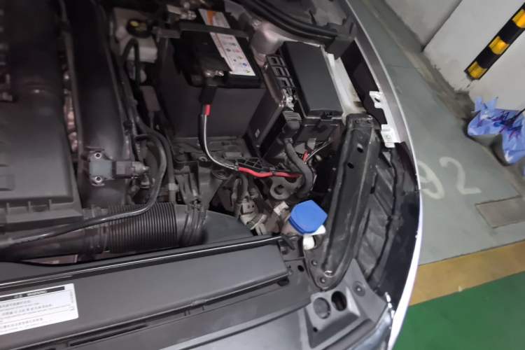 Used Volkswagen Sagitar 2020 280TSI DSG Comfort Version China VI Standard Engine Bay Left