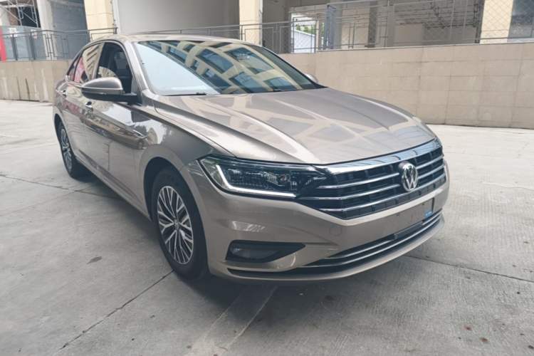 Used Volkswagen Sagitar 2020 280TSI DSG Comfort Version China VI Standard Front Right 45 Deg