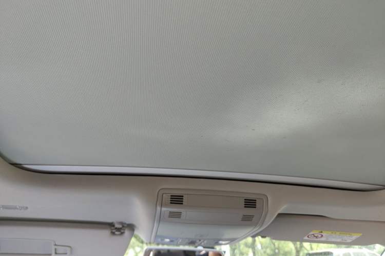 Used Volkswagen Sagitar 2020 280TSI DSG Comfort Version China VI Standard Headliner