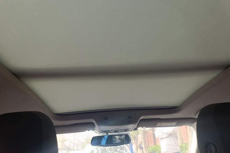 Used Volkswagen Sagitar 2020 280TSI DSG Comfort Version China VI Standard Headliner