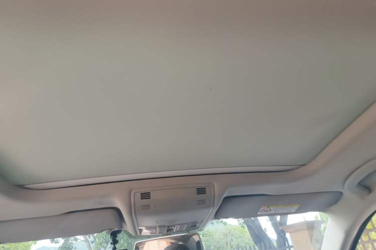 Used Volkswagen Sagitar 2020 280TSI DSG Comfort Version China VI Standard Headliner