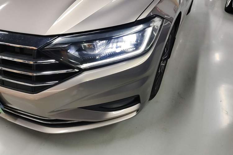 Used Volkswagen Sagitar 2020 200TSI DSG Comfort Version China VI Standard Left Front Headlight