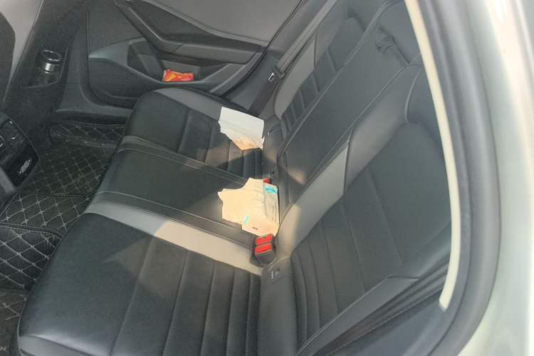 Used Volkswagen Sagitar 2020 280TSI DSG Comfort Version China VI Standard Left Rear Seat