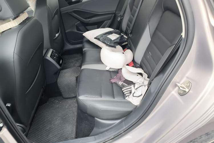 Used Volkswagen Sagitar 2020 280TSI DSG Comfort Version China VI Standard Left Rear Seat