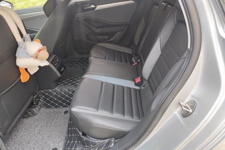 Used Volkswagen Sagitar 2020 280TSI DSG Comfort Version China VI Standard Left Rear Seat