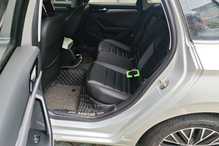 Used Volkswagen Sagitar 2020 280TSI DSG Comfort Version China VI Standard Left Rear Seat