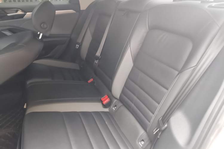 Used Volkswagen Sagitar 2020 280TSI DSG Comfort Version China VI Standard Left Rear Seat