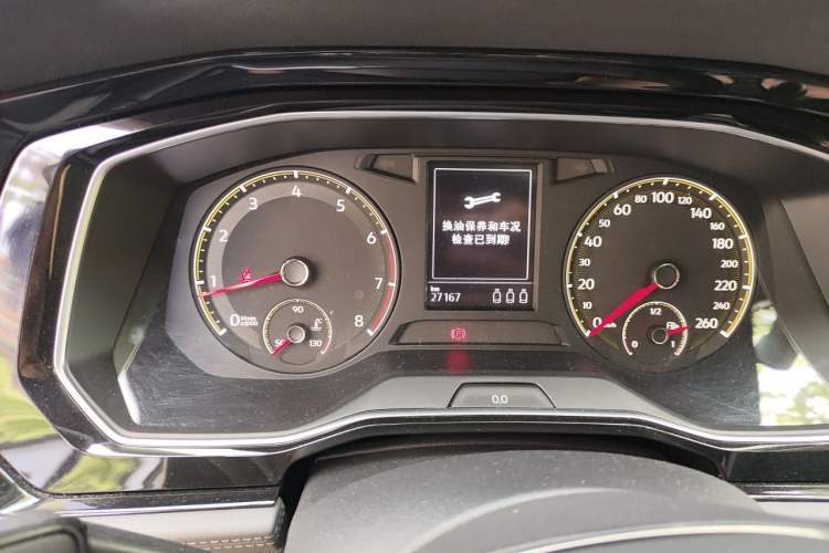 Used Volkswagen Sagitar 2020 280TSI DSG Comfort Version China VI Standard Odometer Close Up
