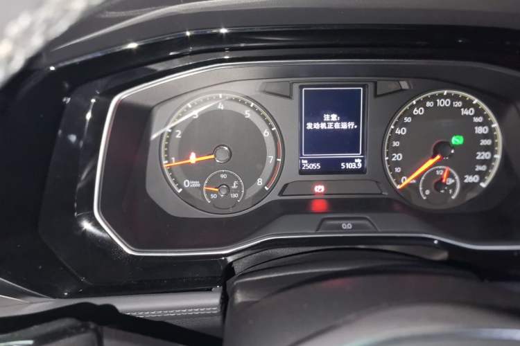 Used Volkswagen Sagitar 2020 280TSI DSG Comfort Version China VI Standard Odometer Close Up