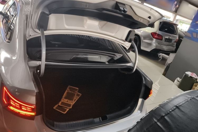Used Volkswagen Sagitar 2020 280TSI DSG Comfort Version China VI Standard Trunk