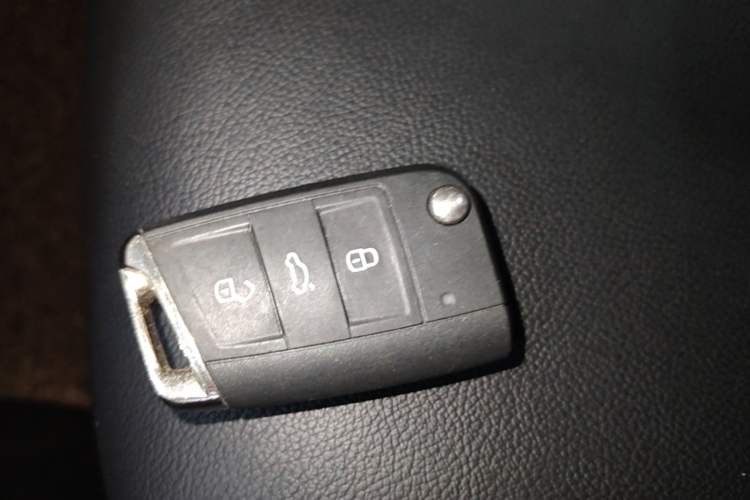 Used Volkswagen Sagitar 2020 280TSI DSG Comfort Version China VI Standard Vehicle Key