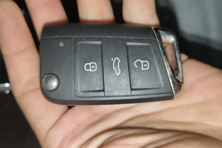 Used Volkswagen Sagitar 2020 280TSI DSG Comfort Version China VI Standard Vehicle Key