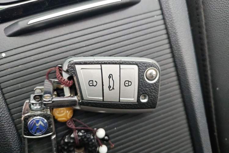 Used Volkswagen Sagitar 2020 280TSI DSG Comfort Version China VI Standard Vehicle Key